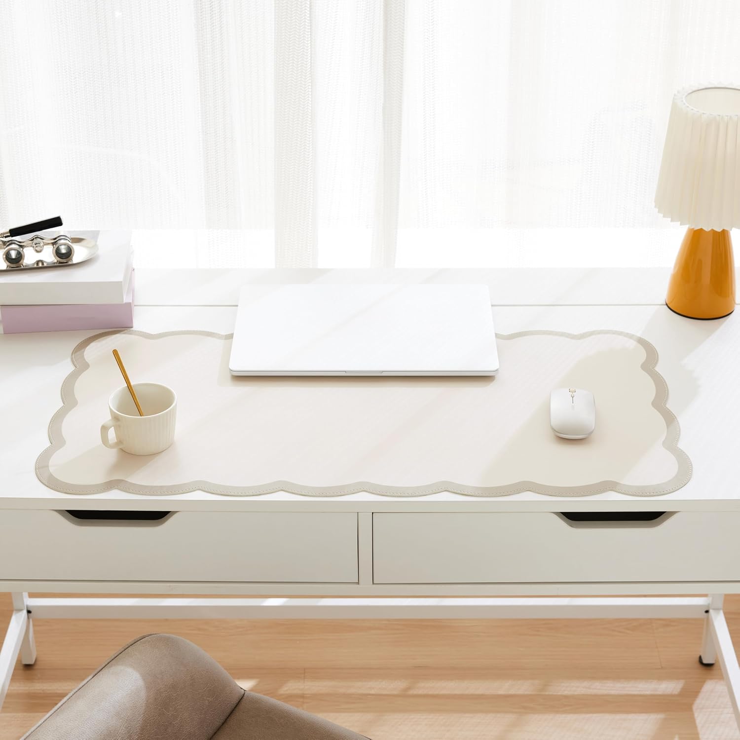 Scalloped Desk Mat 31.5x15.7 L - đánh giá và giá Leather Desk Pad